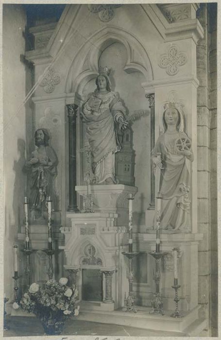 groupe sculpté : Saint Jean-Baptiste et l'agneau, statues : Sainte Catherine d’Alexandrie, sainte Barbe