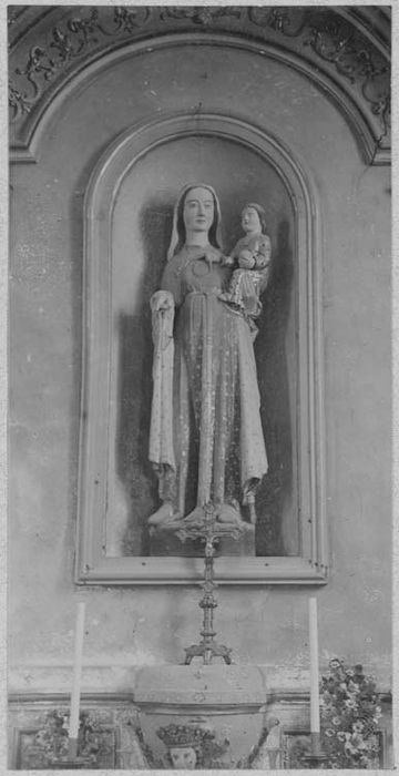 statue : Vierge à l'Enfant