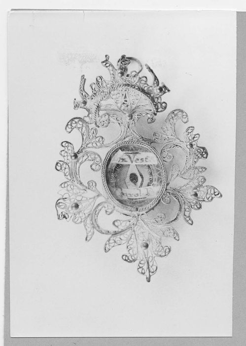 médaillon reliquaire de saint Charles Borromée