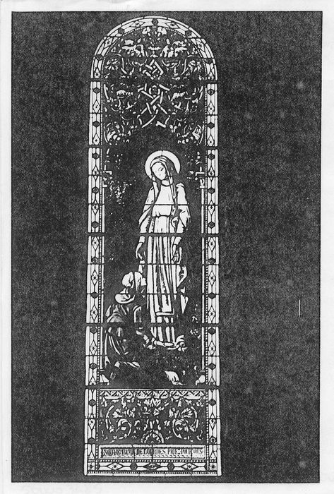 Deux verrières : Sainte Marie-Madeleine Postel et Notre-Dame de Lourdes