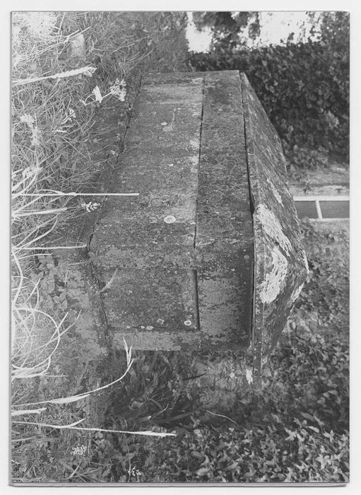 tombeau de Hyacinthe Lefebvre d'Anneville