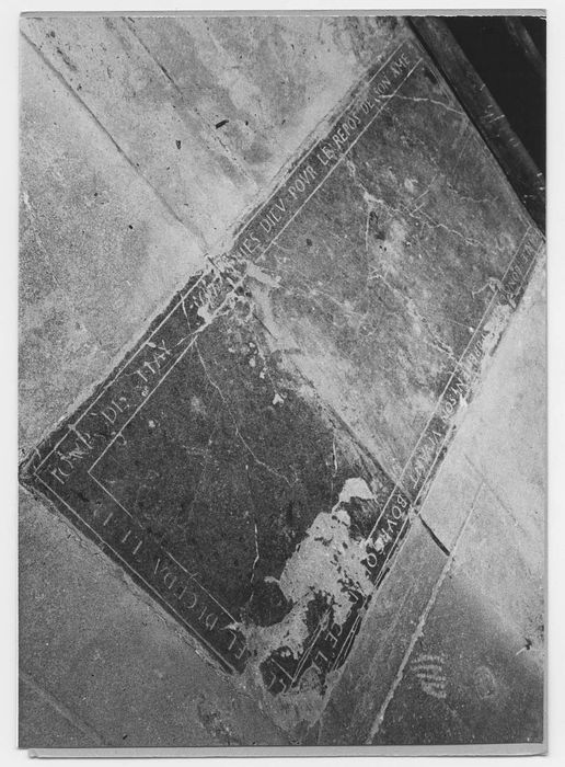 Dalle funéraire de Charles Bonnetard