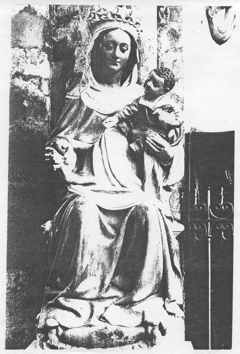 Statue : Vierge à l'Enfant