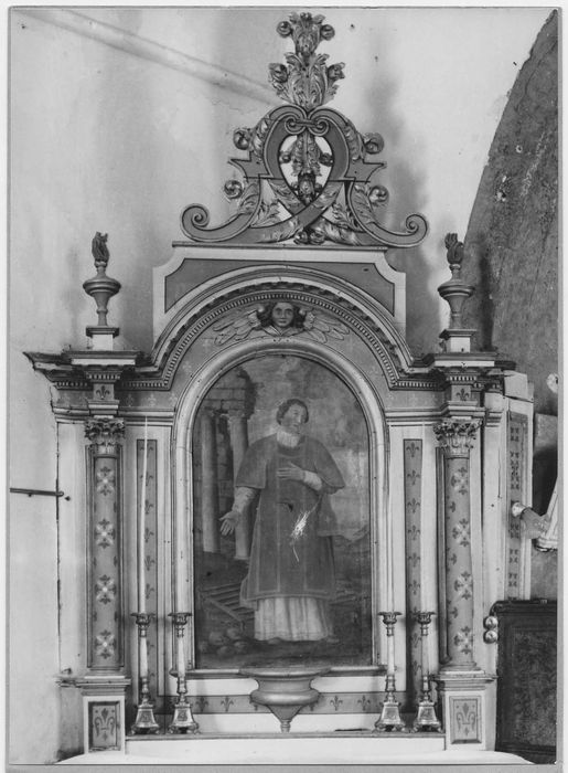 retable de l'autel latéral nord, quatre flambeaux