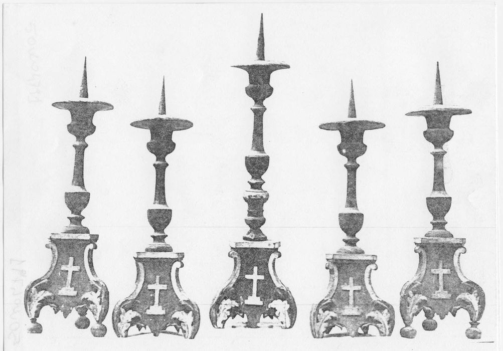 cinq pique cierges, (photocopie numérisée) 