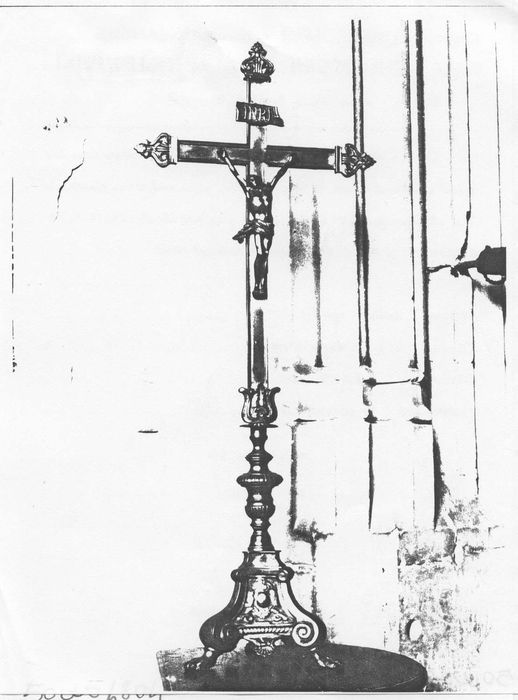 croix d’autel, (photocopie numérisée) 