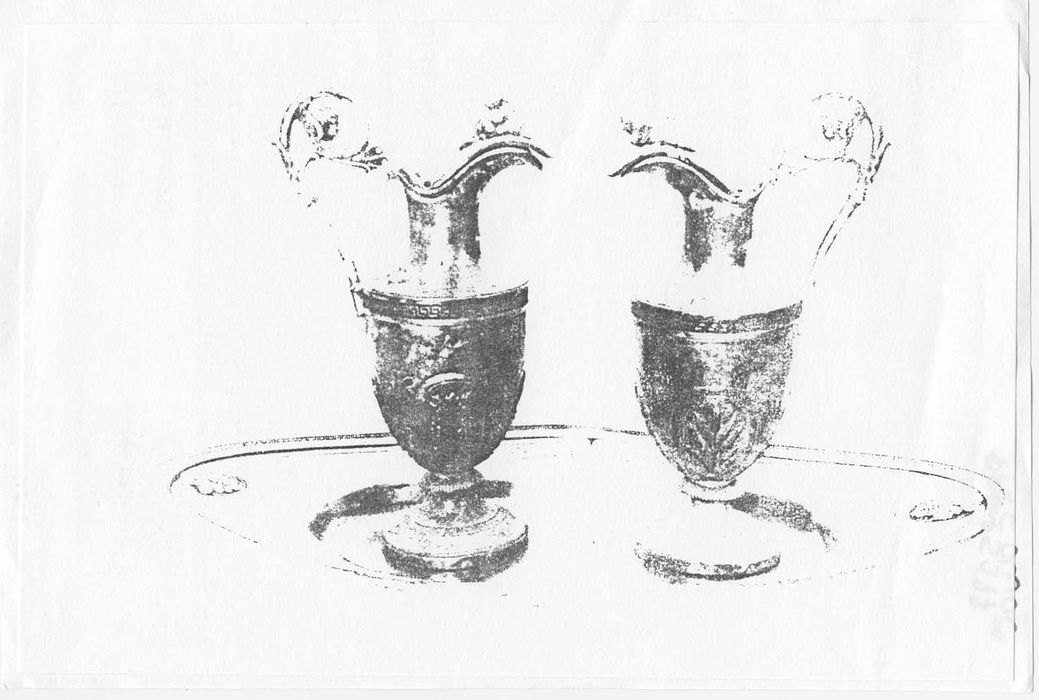 un paire de burettes et leur plateau, (photocopie numérisée) 