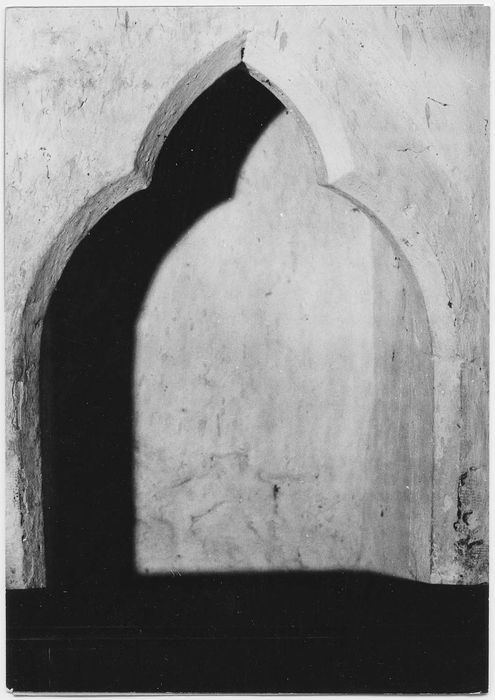 lavabo en niche de l'ancien autel latéral sud