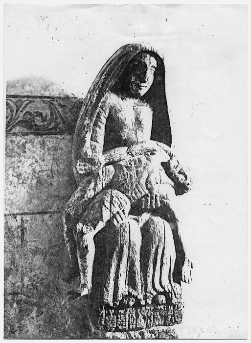 Groupe sculpté : Vierge de Pitié