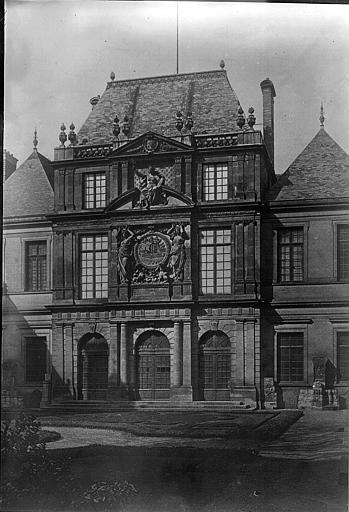 Façade de l'ancien hôtel des Drapiers