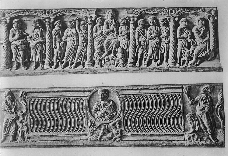 Sarcophage des compagnons de saint Maurice;Sarcophage de la crypte de Saint-Victor