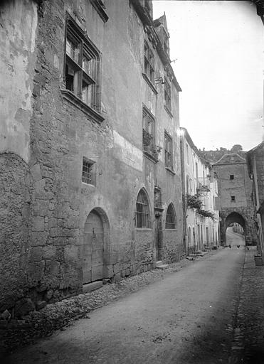 Vue d'une rue du village