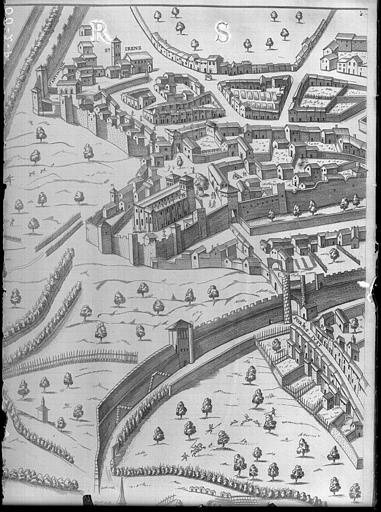 Gravure : Vue cavalière du quartier de l'église Sainte-Irénée et Saint-Just