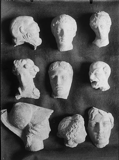 Statuettes de Tanagra : Têtes