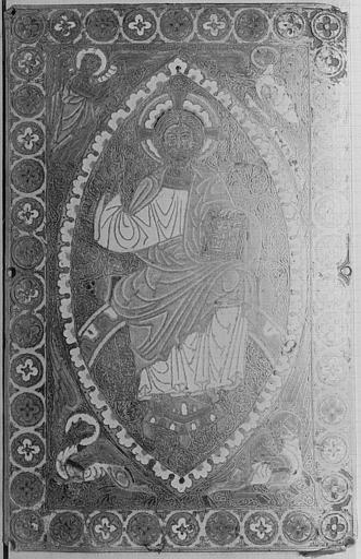 Plaque de reliure en émail champlevé et polychrome de Limoges : Christ glorieux