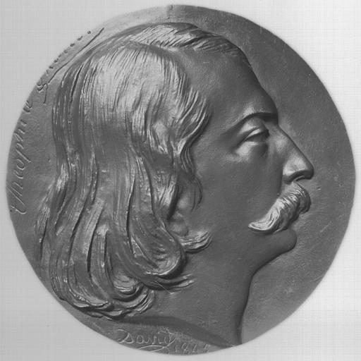 Médaillon en bronze, sculpté en bas-relief : Buste de Théophile Gautier