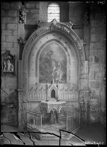 Chapelle des fonts baptismaux (bas-côté sud, près de l'entrée) :  vue d'ensemble