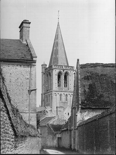 Clocher, côté est