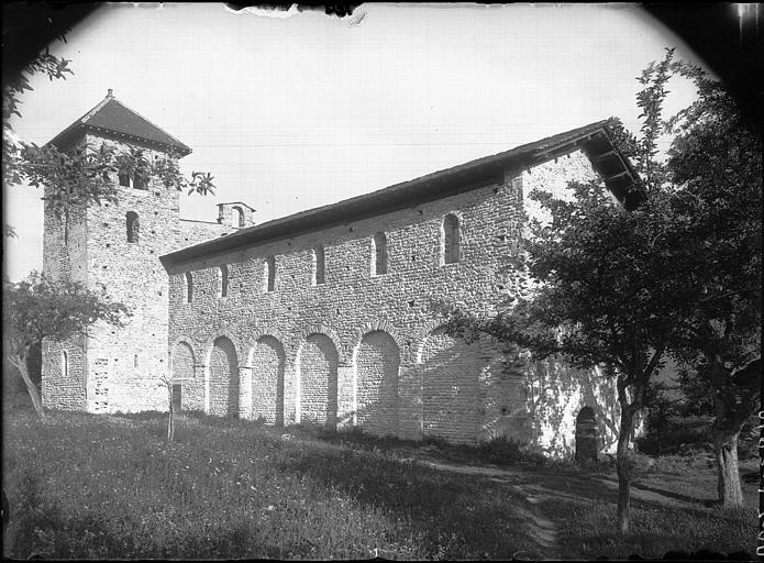 Ensemble nord-ouest et clocher