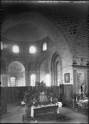 Eglise : Vue intérieure du choeur