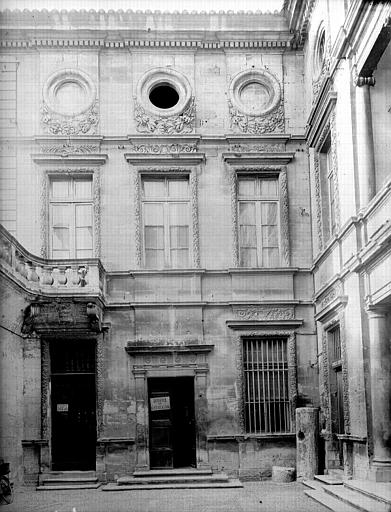 Façade sur cour d'honneur