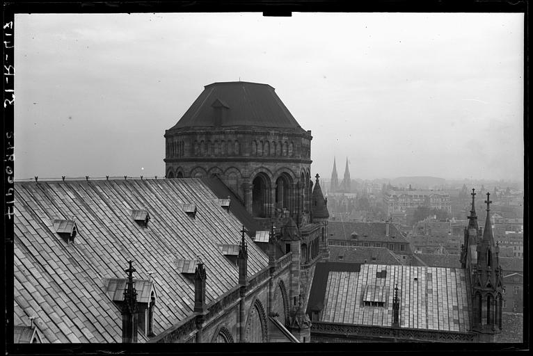 Lanterne de la croisée, angle sud-ouest