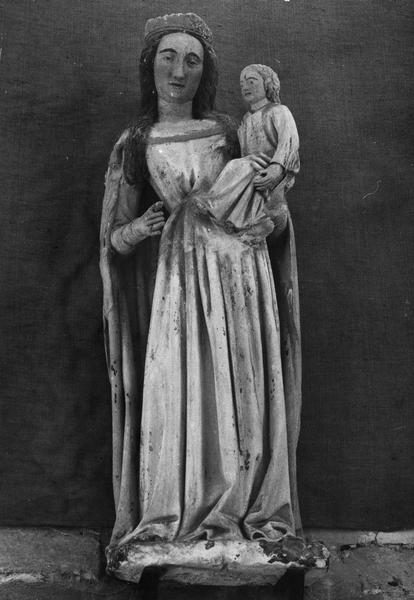 statue : Vierge à l'Enfant, vue de face