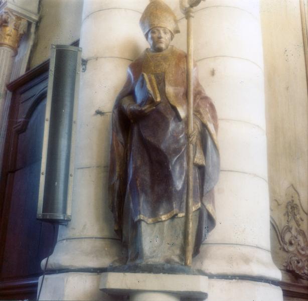 Statue : Saint Sulpice au livre