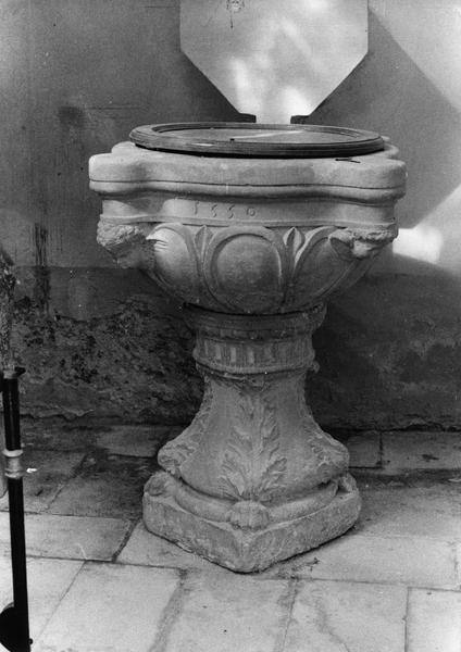 fonts baptismaux
