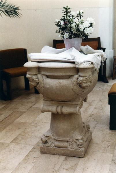 fonts baptismaux