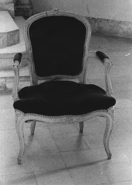fauteuil de célébrant style Louis XV
