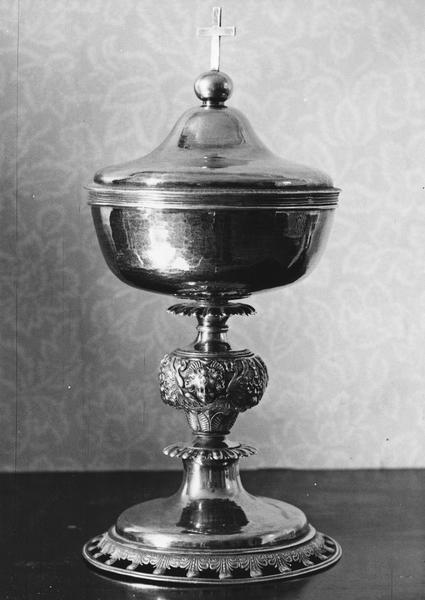 ciboire - © Ministère de la Culture (France), Médiathèque du patrimoine et de la photographie (objets mobiliers), tous droits réservés
