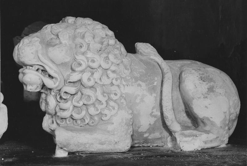 monument funéraire de René d'Anglure et de Catherine de Bouzey, détail du lion