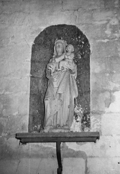 statue : Vierge à l'Enfant