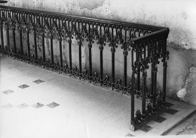 clôture (grille de communion)