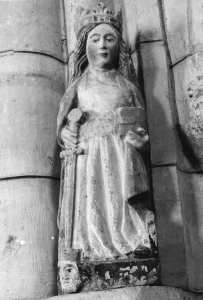 statue : Sainte Catherine