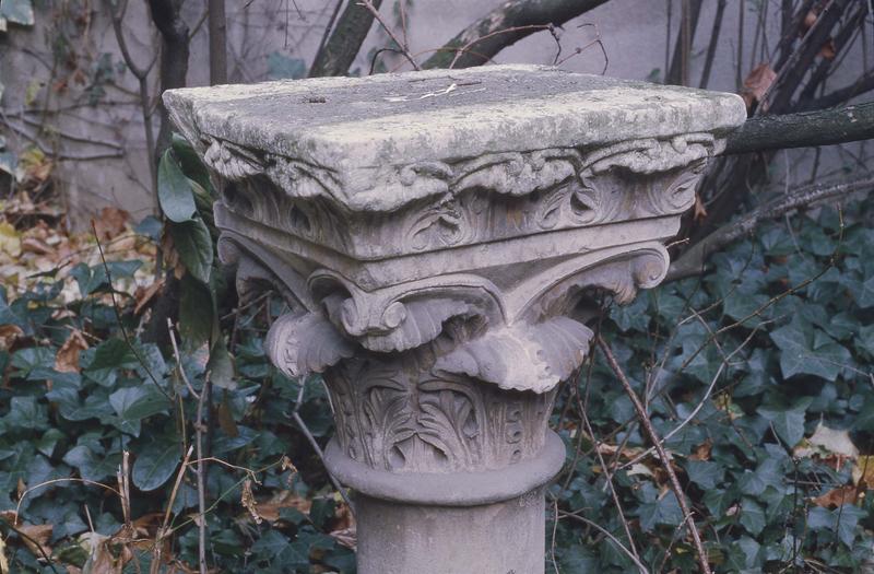 chapiteau - © Ministère de la Culture (France), Médiathèque du patrimoine et de la photographie (objets mobiliers), tous droits réservés