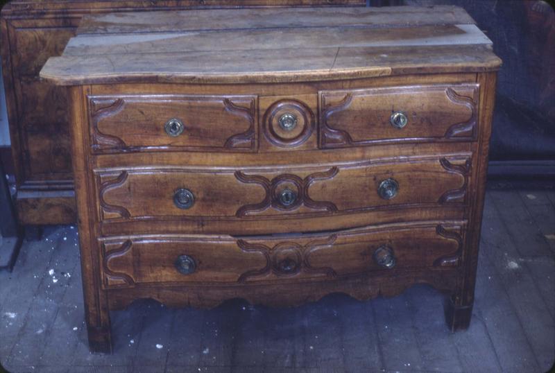 commode - © Ministère de la Culture (France), Médiathèque du patrimoine et de la photographie (objets mobiliers), tous droits réservés