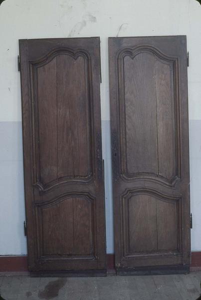 portes d'amoire (deux pièces) - © Ministère de la Culture (France), Médiathèque du patrimoine et de la photographie (objets mobiliers), tous droits réservés