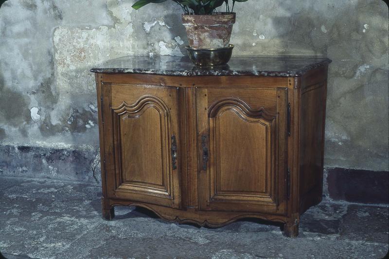 buffet Louis XV - © Ministère de la Culture (France), Médiathèque du patrimoine et de la photographie (objets mobiliers), tous droits réservés