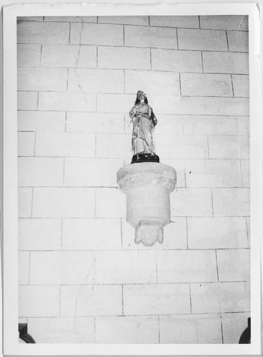 statue : Sainte femme