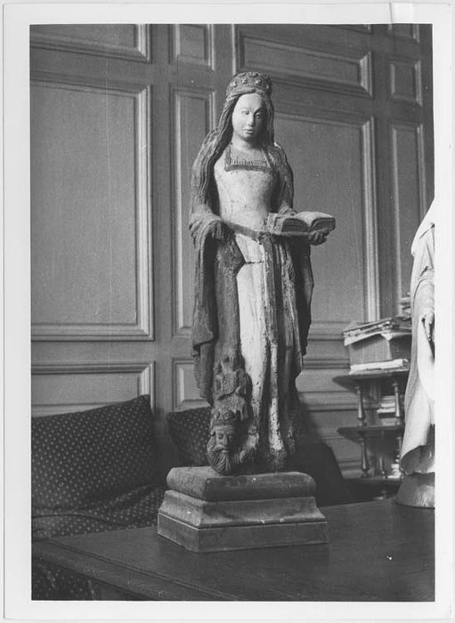 statue : Sainte Catherine - © Ministère de la Culture (France), Médiathèque du patrimoine et de la photographie, diffusion RMN-GP