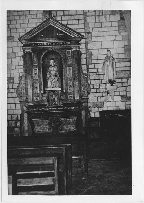 autel et retable sud
