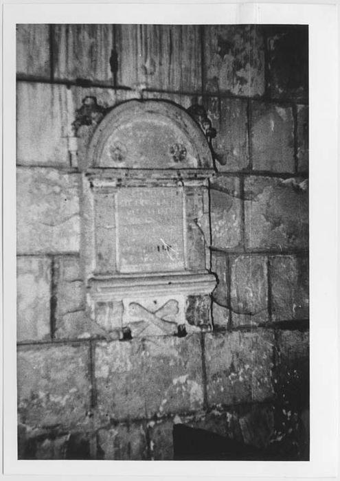 plaque funéraire de Jean Guédon