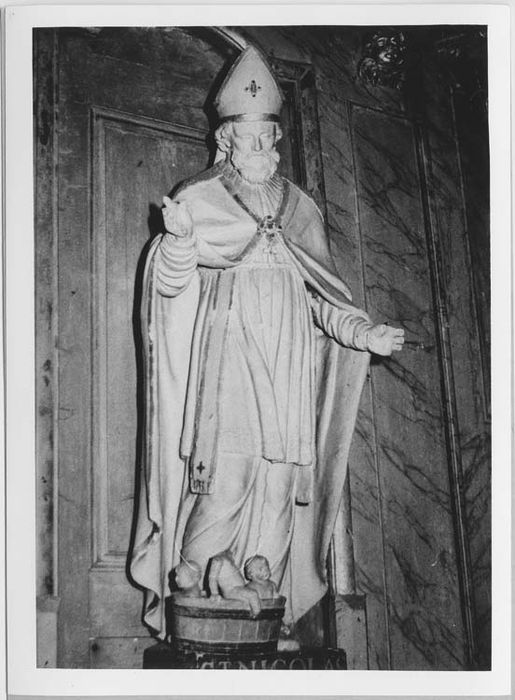 statue : Saint Nicolas
