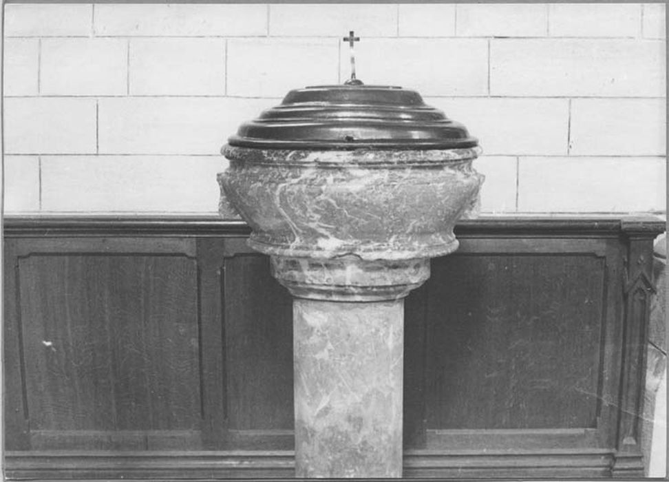 fonts baptismaux