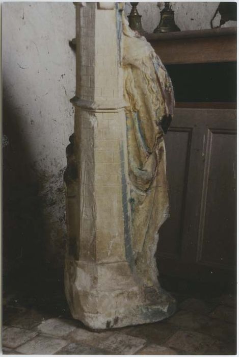 statue : Sainte Barbe, revers, vue générale