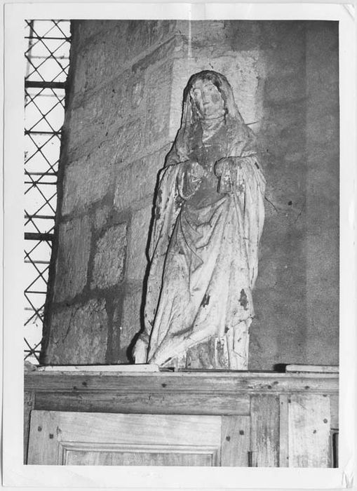 Statue : Vierge de Calvaire