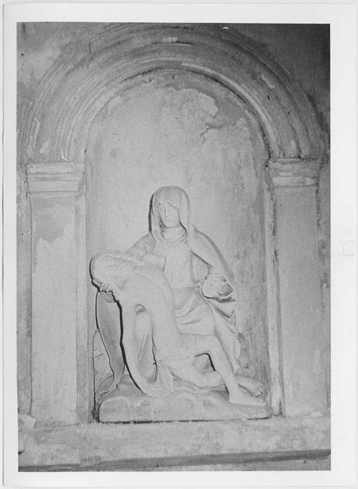groupe sculpté : Vierge de Pitié