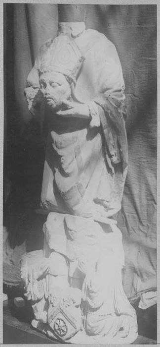 statue : Saint Denis